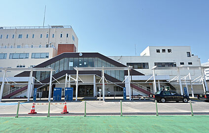JR高崎線「籠原」駅 現地から610m。(徒歩8分。)