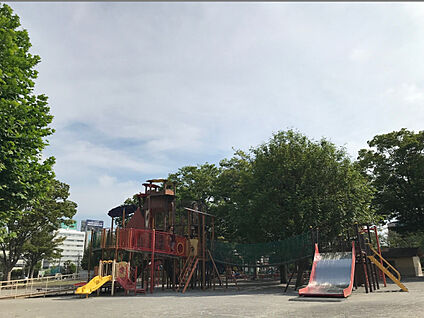 森下公園 現地から430m。(徒歩6分。)
