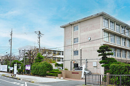 浜松市立南部中学校 現地から1400m。(徒歩18分。)
