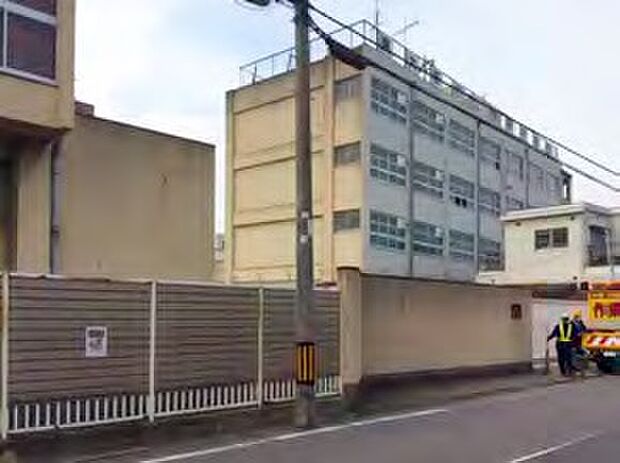 東大阪市立楠根中学校