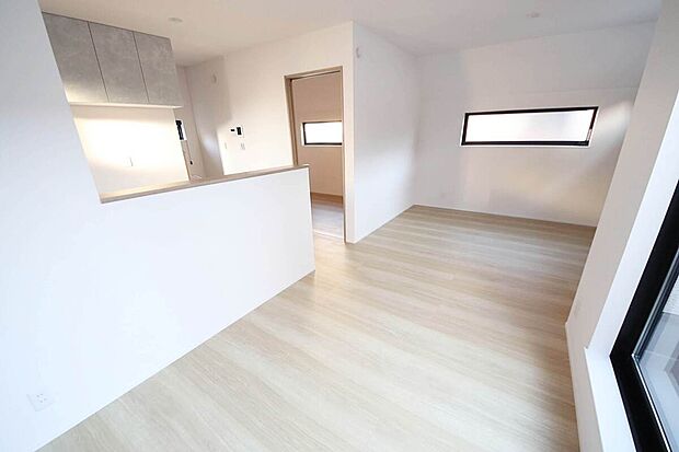 リビングイン階段を配したLDKなら家族の自然な交流が生まれます