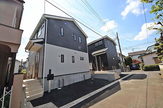 家族の交流が深まるリビングイン階段を配した3LDK