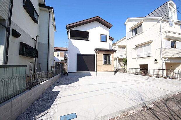 【外観】閑静な住宅街・コンビニ、ドラッグストア、ホームセンター、公園等徒歩10分圏内