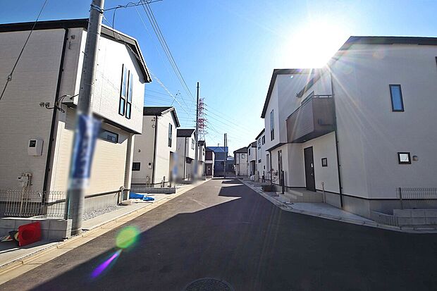 【外観】徒歩10分圏内に小中学校・スーパー・コンビニ・公園など周辺環境