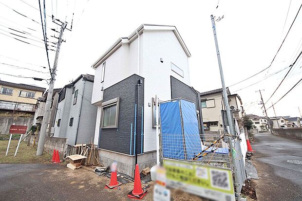 【外観】徒歩10分圏内にスーパー・コンビニ・ドラッグストア・郵便局・公園など周辺環境充実