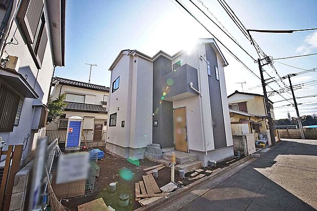 【外観】住宅性能評価書において6項目の高等級取得(耐震等級3)・カースペース2台可