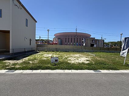 【現地】