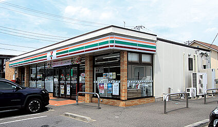 セブンイレブン茨城茎崎店 約230ｍ～340ｍ(徒歩3分～4分)