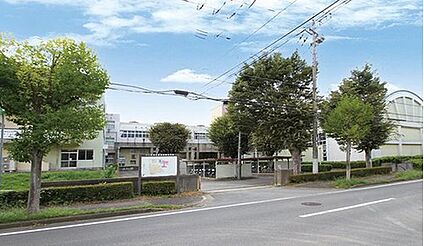 つくば市立谷田部東中学校 1020m(徒歩約13分)
