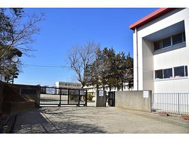 八千代市立大和田西小学校（約747m）