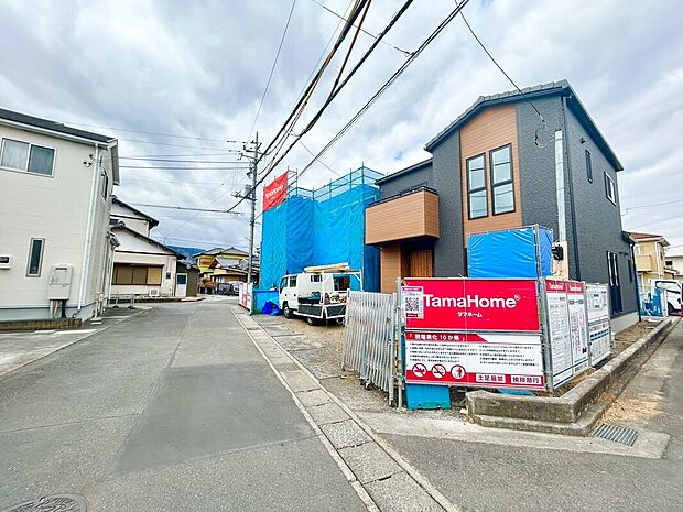 ２号棟（手前側）１号棟（奥側）外観写真