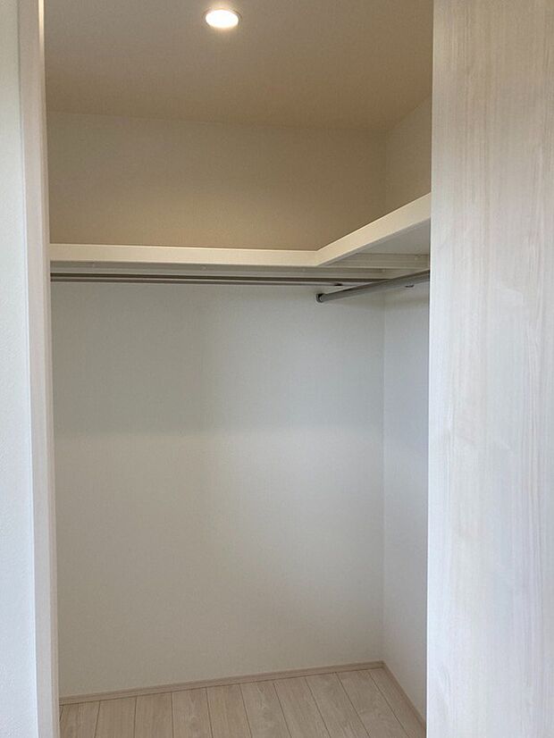 【タマタウンシリーズ　ウォークインクローゼット】完成施工例
