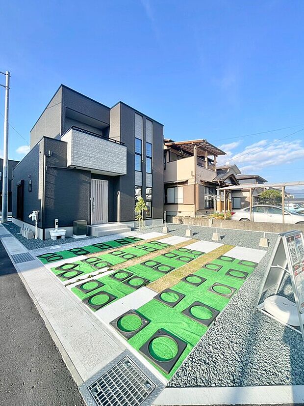 【外壁材】きれいが４０年続く超耐久外壁を使用しています。住んでからかかるランニングコストを最小限にいたします。