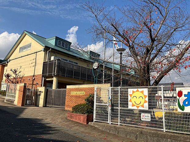 市立旭ケ丘幼稚園（約555m）