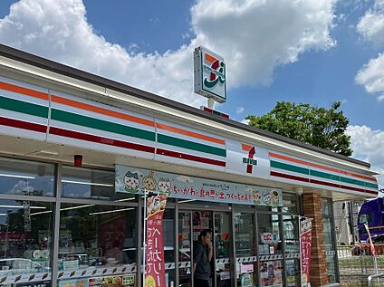 セブンイレブン社町社店 約200ｍ(徒歩約3分)