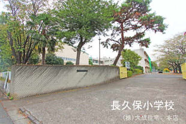 鶴ヶ島市立長久保小学校(約140m)
