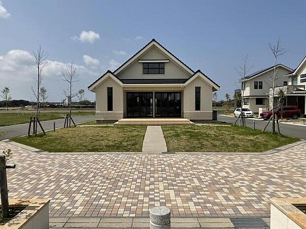 袖ケ浦ブライトテラスにお住まいになる皆様にご利用いたただける集会所「クラブハウス」です。