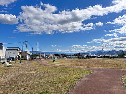 岡宮１号公園 400m(徒歩5分)