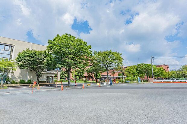 東京医科大学八王子医療センター(約1,290m)