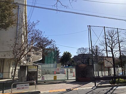 武蔵野市立境南小学校 335m(徒歩5分)