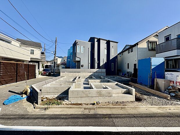 【現地写真】
地震に強い家で新生活が始められます。耐震等級や耐風等級・劣化対策等級を含む6項目の住宅性能表示取得物件です。