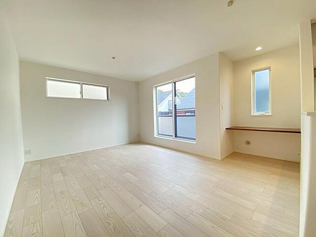 2階リビング水回り設備＋バルコニーがあり家事動線スムーズ♪