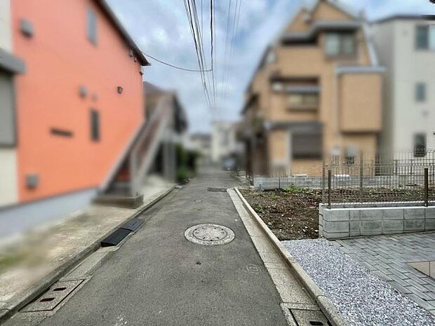 ◆未完成ですが立地や周辺環境をご確認いただきながらどのような建物が完成するかご説明させていただきます！また当物件以外の同じく当社グループ施工の完成住宅をご案内させていただきます！※2026.5月撮影