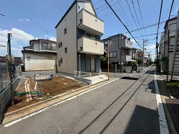 本物件は未完成のため、お近くにある同仕様の完成物件をご案内いたします。完成後の暮らしをイメージしながら、安心してご検討いただけます。どうぞお気軽にお問合せくださいませ。（2026年5月撮影）