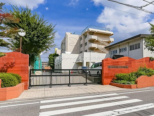 内谷中学校(約650m)