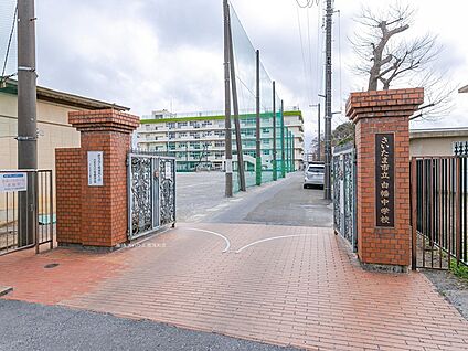 白幡中学校 1900m(徒歩24分)
