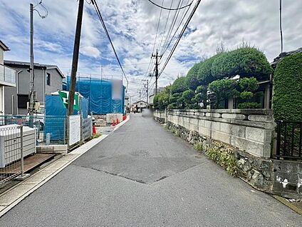 現地