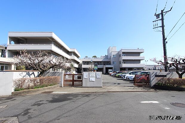 友田小学校（約1,000m・徒歩13分）