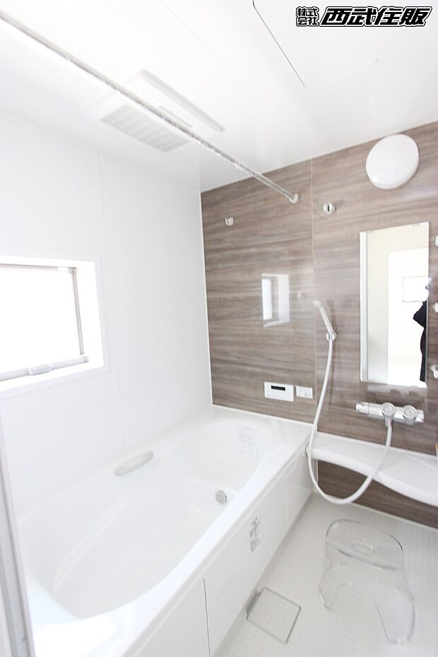 【非公開】【バスルーム】 落ち着いたお色が素敵なバスルームです。同仕様写真