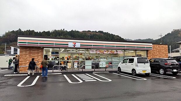 セブン-イレブン 青梅梅郷店(約800m・徒歩10分)