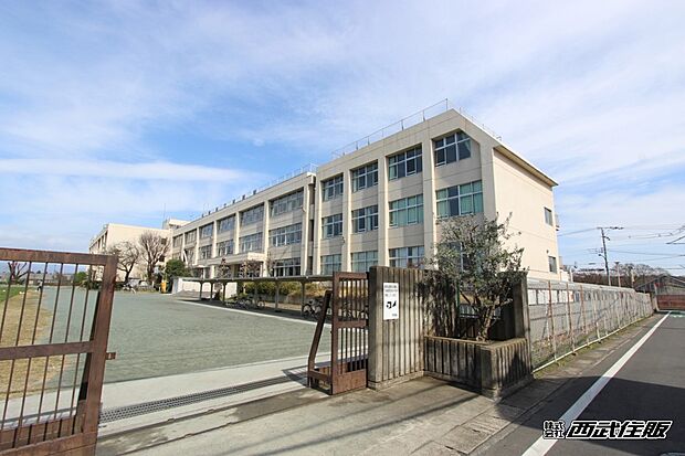 瑞穂町立瑞穂第二中学校（約1,320m・徒歩17分）