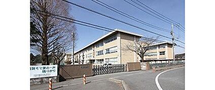 豊郷中学校 1800m ～1830ｍ(徒歩23分)