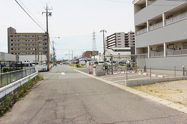 前面道路(撮影日:2026年5月撮影)