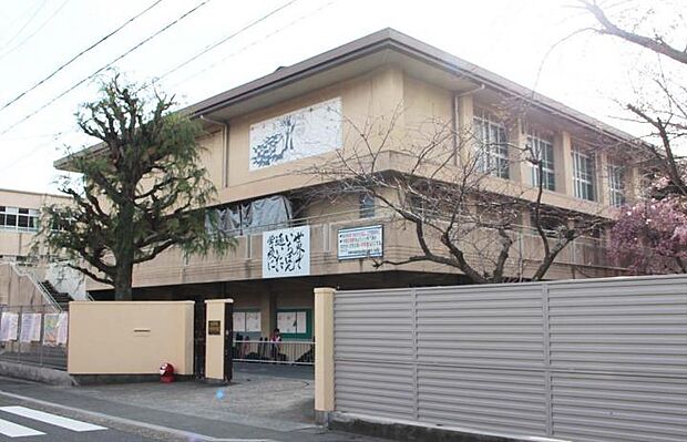 京都市立修学院中学校（約1,190m・徒歩15分）