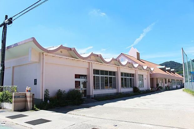 淡路市立浦保育所（約550m）