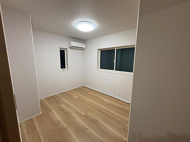 【1-10号地分譲住宅】【3-9号地 2階WICイメージパース】明るく開放的な空間です。※イメージです。