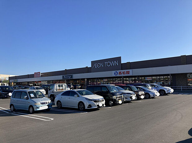 クスリのアオキ鯏浦店（約450m）