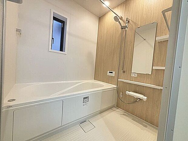 マックスバリュエクスプレス大牧店まで730m