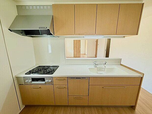 グリーンライン「川和町」駅まで1600m