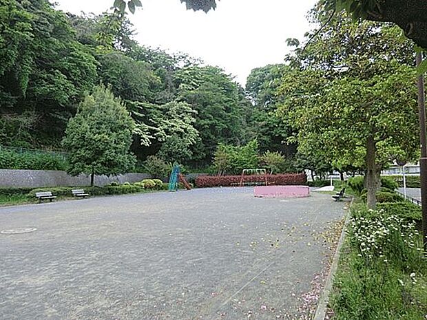 小港一丁目公園まで1080m