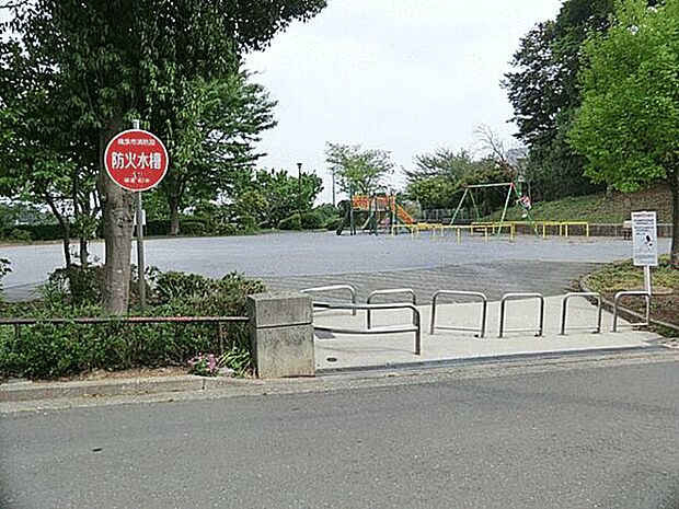 菅田公園まで612m