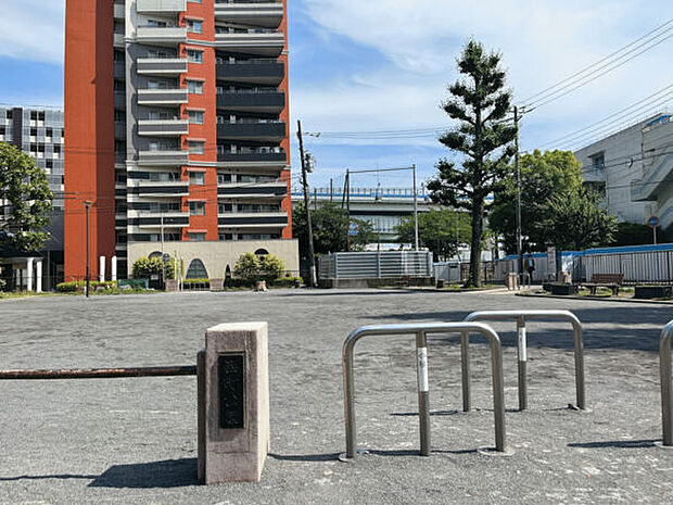 西町公園まで1107m