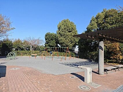 上矢部坂本公園 98m