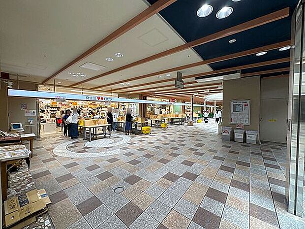 ロピア新長田店(約1,810m)
