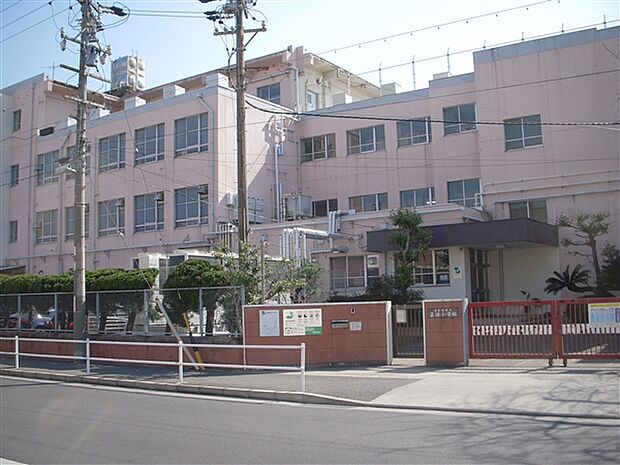 名古屋市立正保小学校（約671m）