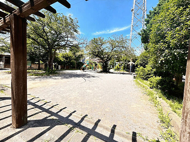 恐竜公園（約886m）